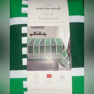 Kirkton House Green Vinyl Tablecloth 60” x 84” Oblong